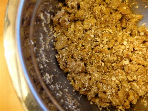 How many carbs are in granola crusted walnuts (67285.0) - calories, carbs, nutrition