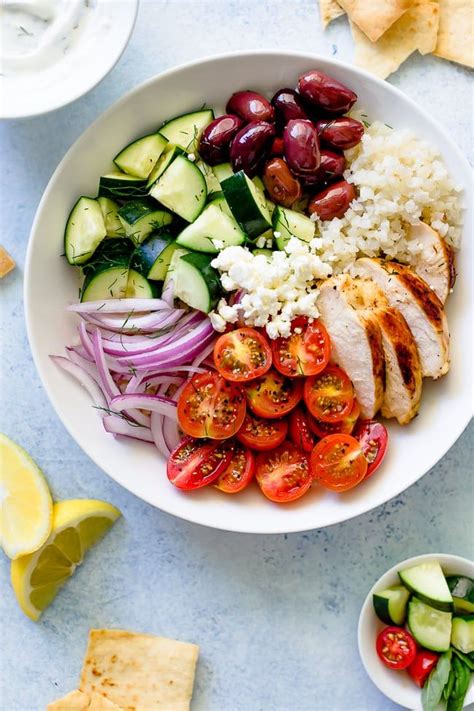 How many carbs are in greek chicken and vegetables - calories, carbs, nutrition