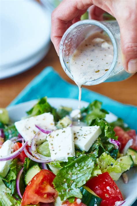 How many carbs are in greek dressing - calories, carbs, nutrition