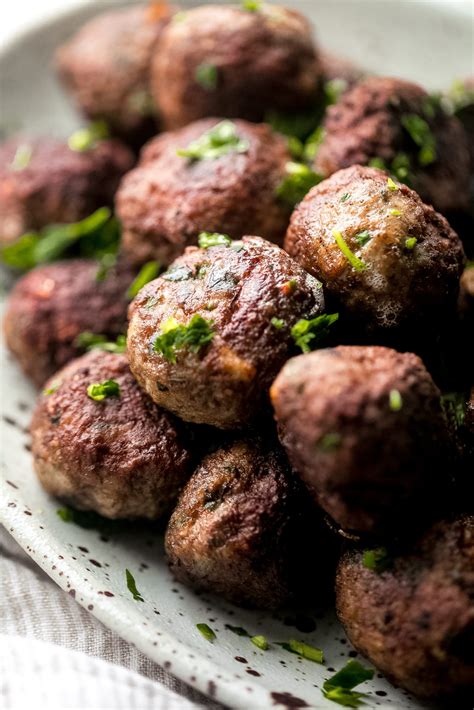 How many carbs are in greek meatballs small - calories, carbs, nutrition