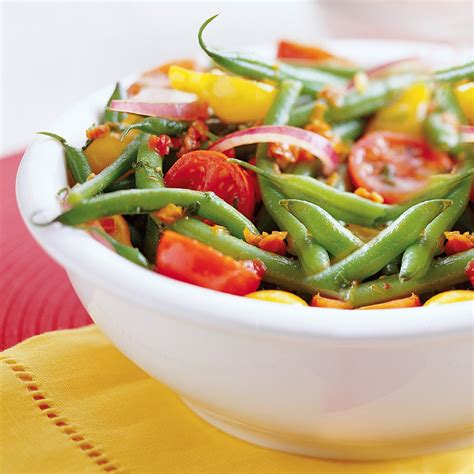 How many carbs are in green bean salad with tomato vinaigrette - calories, carbs, nutrition