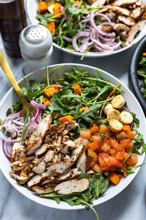 How many carbs are in grilled balsamic chicken garden salad - calories, carbs, nutrition