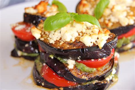 How many carbs are in grilled basil eggplant - calories, carbs, nutrition