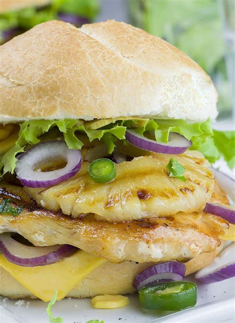 How many carbs are in grilled chicken and pineapple sandwich - calories, carbs, nutrition