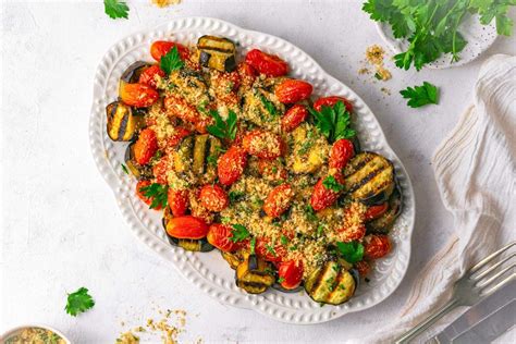 How many carbs are in grilled eggplant and tomatoes - calories, carbs, nutrition