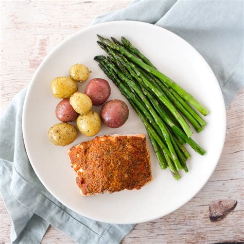 How many carbs are in grilled miso salmon with herbed potatoes and steamed asparagus - calories, carbs, nutrition