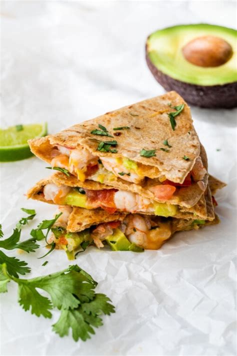 How many carbs are in grilled shrimp quesadilla - calories, carbs, nutrition