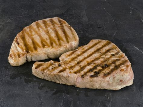 How many carbs are in grilled tuna - calories, carbs, nutrition