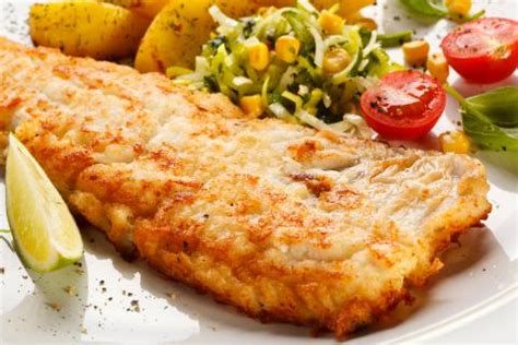 How many carbs are in grouper 4-6 oz pan fried tomato olive sauce - calories, carbs, nutrition