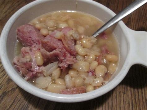 How many carbs are in ham and bean soup - calories, carbs, nutrition