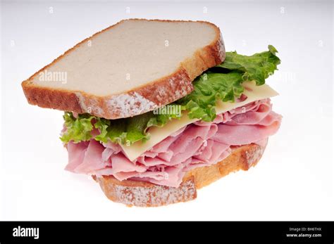 How many carbs are in ham and cheese sandwich on white bread - calories, carbs, nutrition