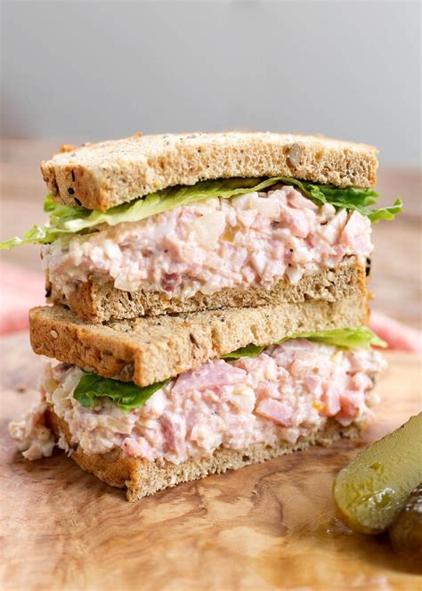 How many carbs are in ham salad sandwich on rye - calories, carbs, nutrition