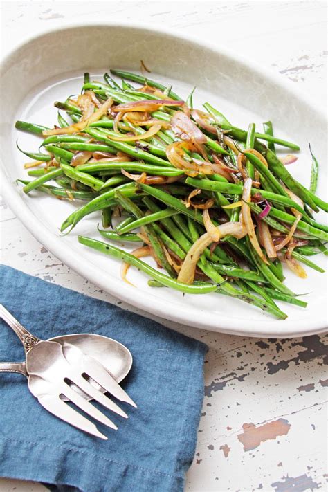 How many carbs are in haricot verts with shallots and shiitakes - calories, carbs, nutrition