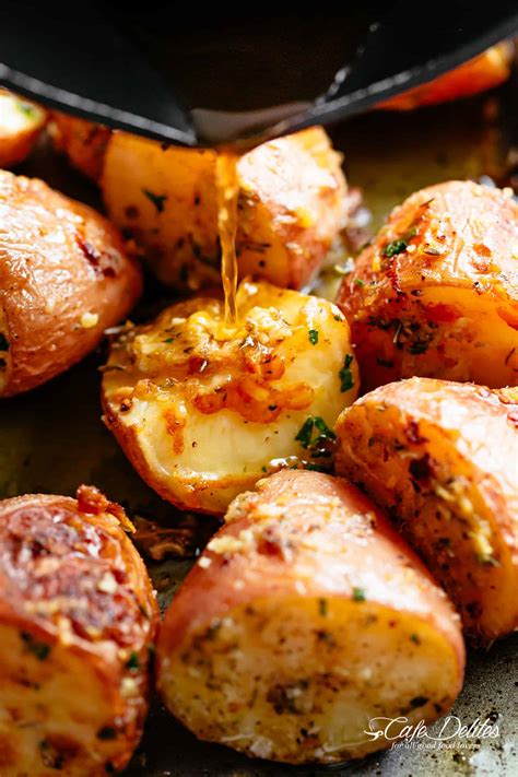 How many carbs are in herb browned fresh potatoes, roasted - calories, carbs, nutrition