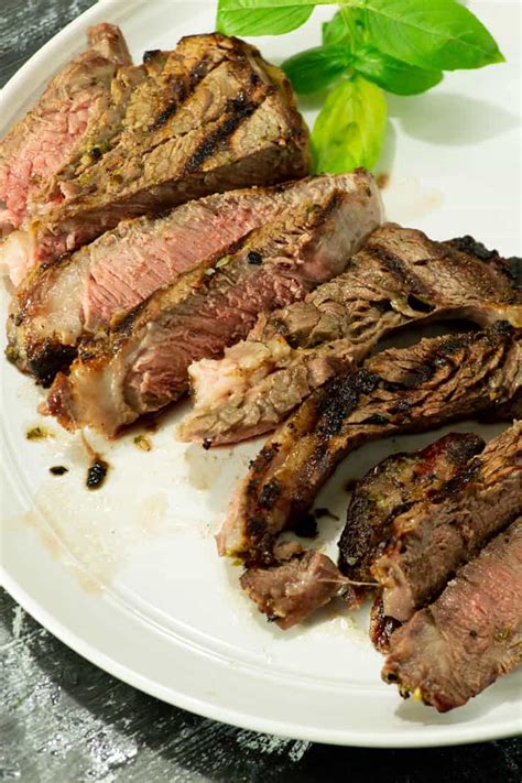 How many carbs are in herb marinated steak & onion - calories, carbs, nutrition