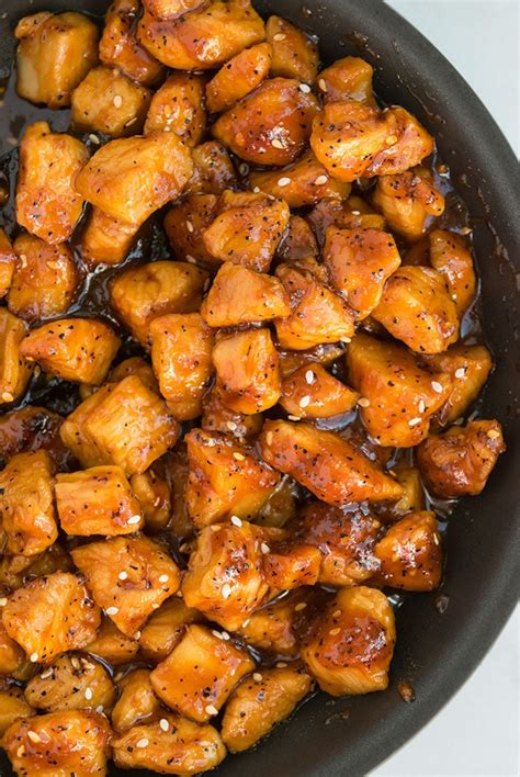 How many carbs are in honey sriracha chicken small - calories, carbs, nutrition