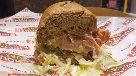 How many carbs are in hook and ladder light - calories, carbs, nutrition
