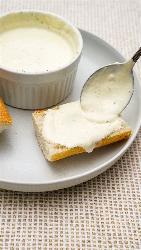 How many carbs are in horseradish mayo - calories, carbs, nutrition