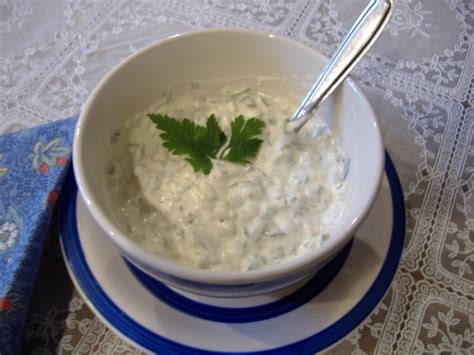 How many carbs are in horseradish-apple tarter sauce - calories, carbs, nutrition