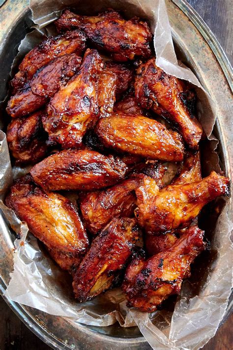 How many carbs are in hot bbq chicken wings - calories, carbs, nutrition