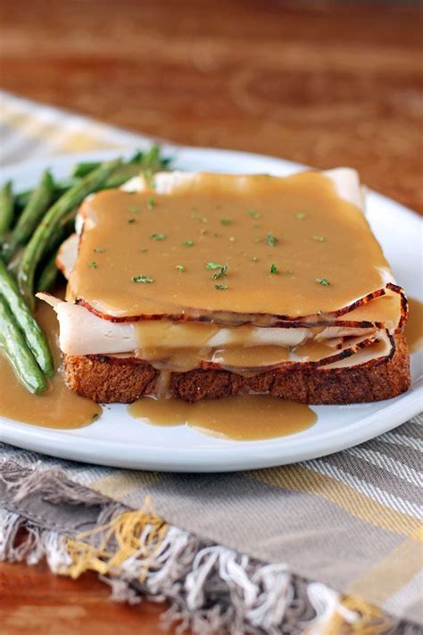 How many carbs are in hot open-faced turkey on white bread - calories, carbs, nutrition