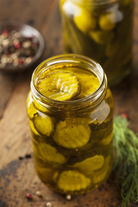 How many carbs are in house cured pickles - calories, carbs, nutrition