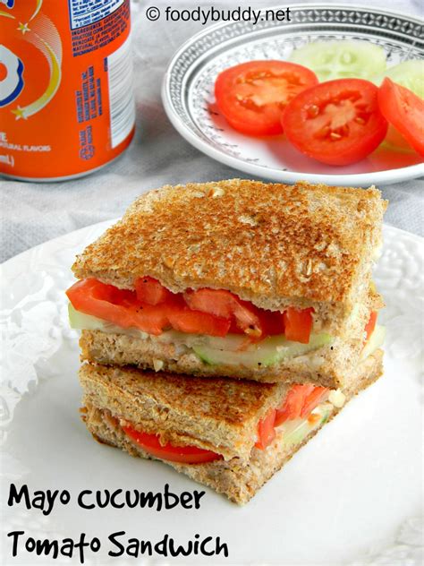 How many carbs are in hummus, cucumber, tomato sandwich - calories, carbs, nutrition