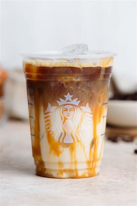 How many carbs are in iced caramel macchiato - grande - whole milk - calories, carbs, nutrition