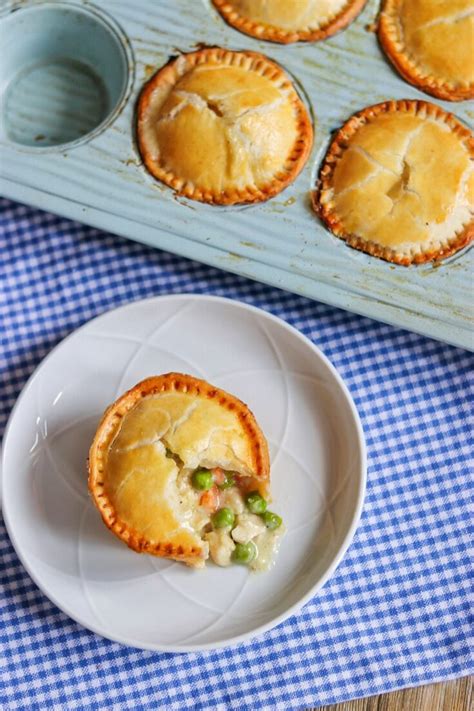 How many carbs are in individual pot pie - calories, carbs, nutrition