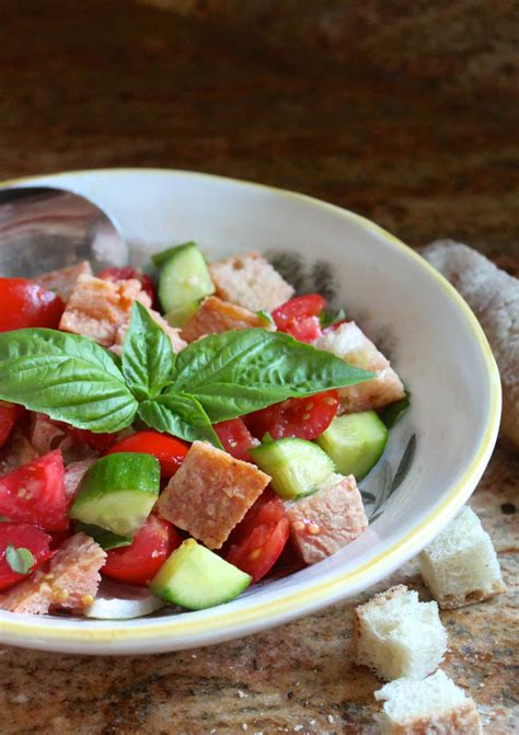 How many carbs are in italian panzanella - calories, carbs, nutrition