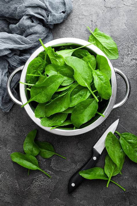 How many carbs are in italian spinach & white beans - calories, carbs, nutrition