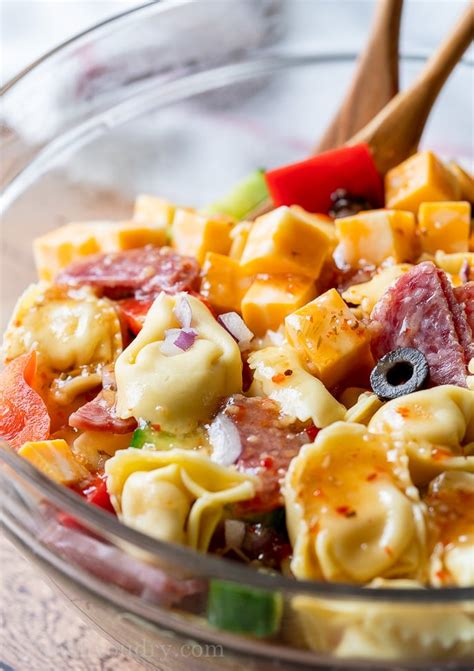 How many carbs are in italian tortellini salad - calories, carbs, nutrition