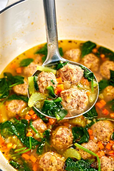 How many carbs are in italian wedding soup 12 oz - calories, carbs, nutrition