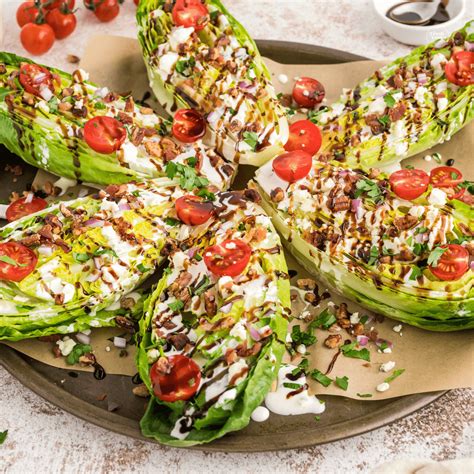 How many carbs are in italian wedge salad (1) - calories, carbs, nutrition