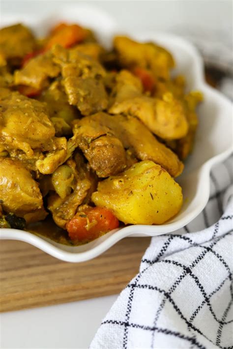 How many carbs are in jamaican style chicken - calories, carbs, nutrition