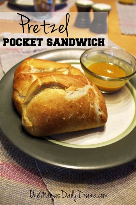 How many carbs are in jazzmans sand brkf pretzel pocket ham & swiss - calories, carbs, nutrition