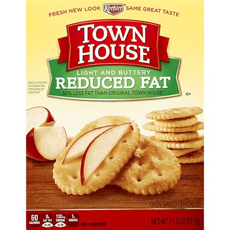 How many carbs are in keebler, town house, reduced fat crackers - calories, carbs, nutrition