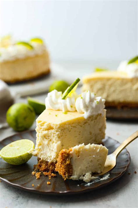 How many carbs are in key lime greek yogurt cheesecake parfait 9oz - calories, carbs, nutrition