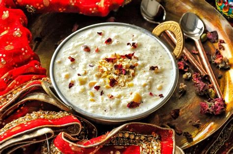 How many carbs are in kheer - indian rice pudding - calories, carbs, nutrition