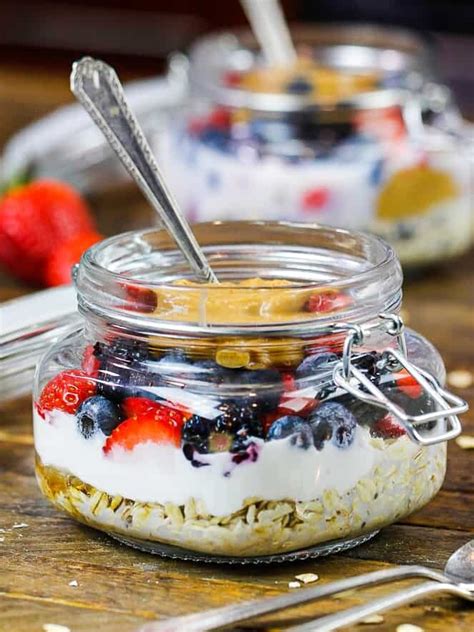 How many carbs are in layered parfait overnight oats ancient grain - calories, carbs, nutrition