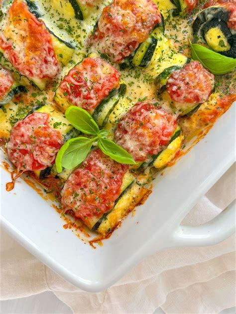 How many carbs are in layered pasta and roast vegetable ricotta cake with baked zucchini and tomato - calories, carbs, nutrition