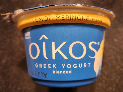 How many carbs are in lemon meringue yogurt - calories, carbs, nutrition