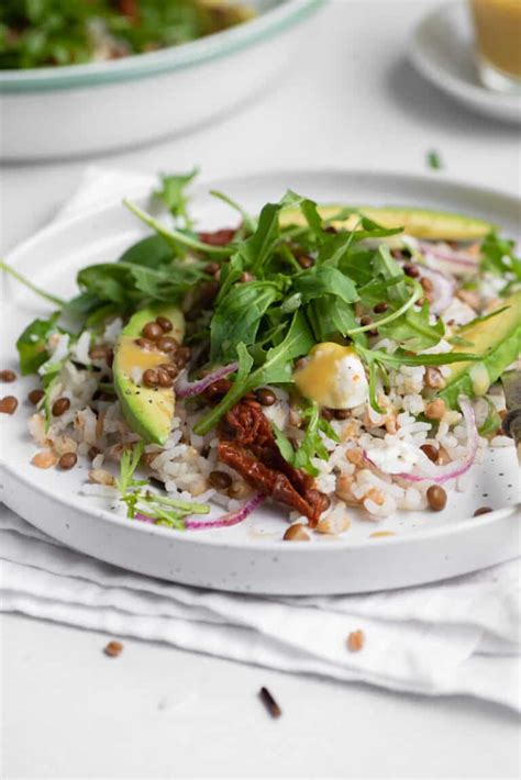 How many carbs are in lentil and wild rice salad with tuscan chicken and white bean soup - calories, carbs, nutrition