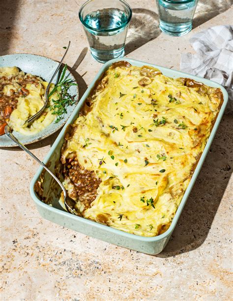 How many carbs are in lentil cottage pie - calories, carbs, nutrition