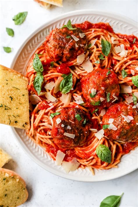 How many carbs are in little italy meatballs with pasta - calories, carbs, nutrition