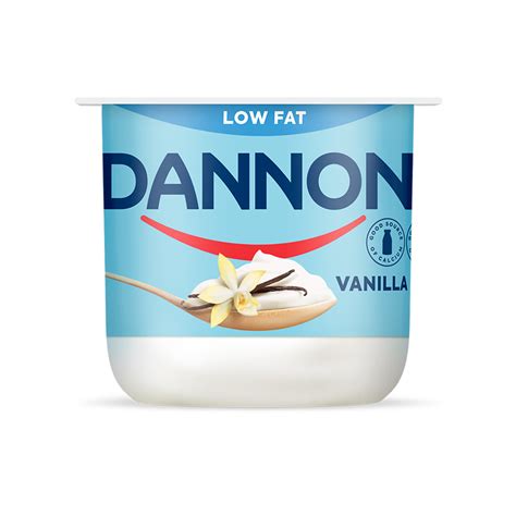 How many carbs are in low fat vanilla yogurt (4592.0) - calories, carbs, nutrition