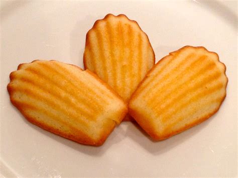 How many carbs are in madeleines - calories, carbs, nutrition