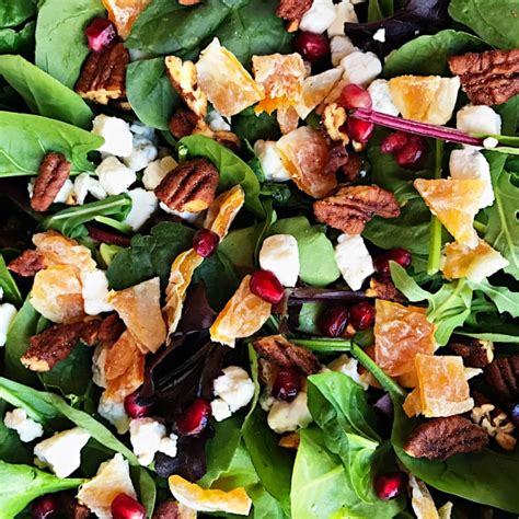 How many carbs are in mandarin greens salad - calories, carbs, nutrition