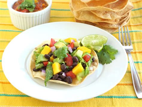 How many carbs are in mango black bean tostada - calories, carbs, nutrition