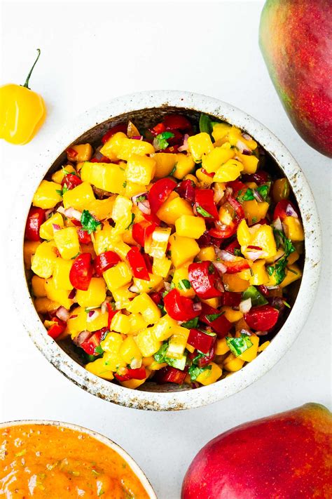 How many carbs are in mango habanero salsa - calories, carbs, nutrition